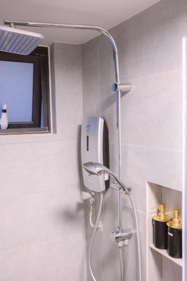 Petronella Suites Apartment @ Jesselton Quay Kota Kinabalu Kültér fotó